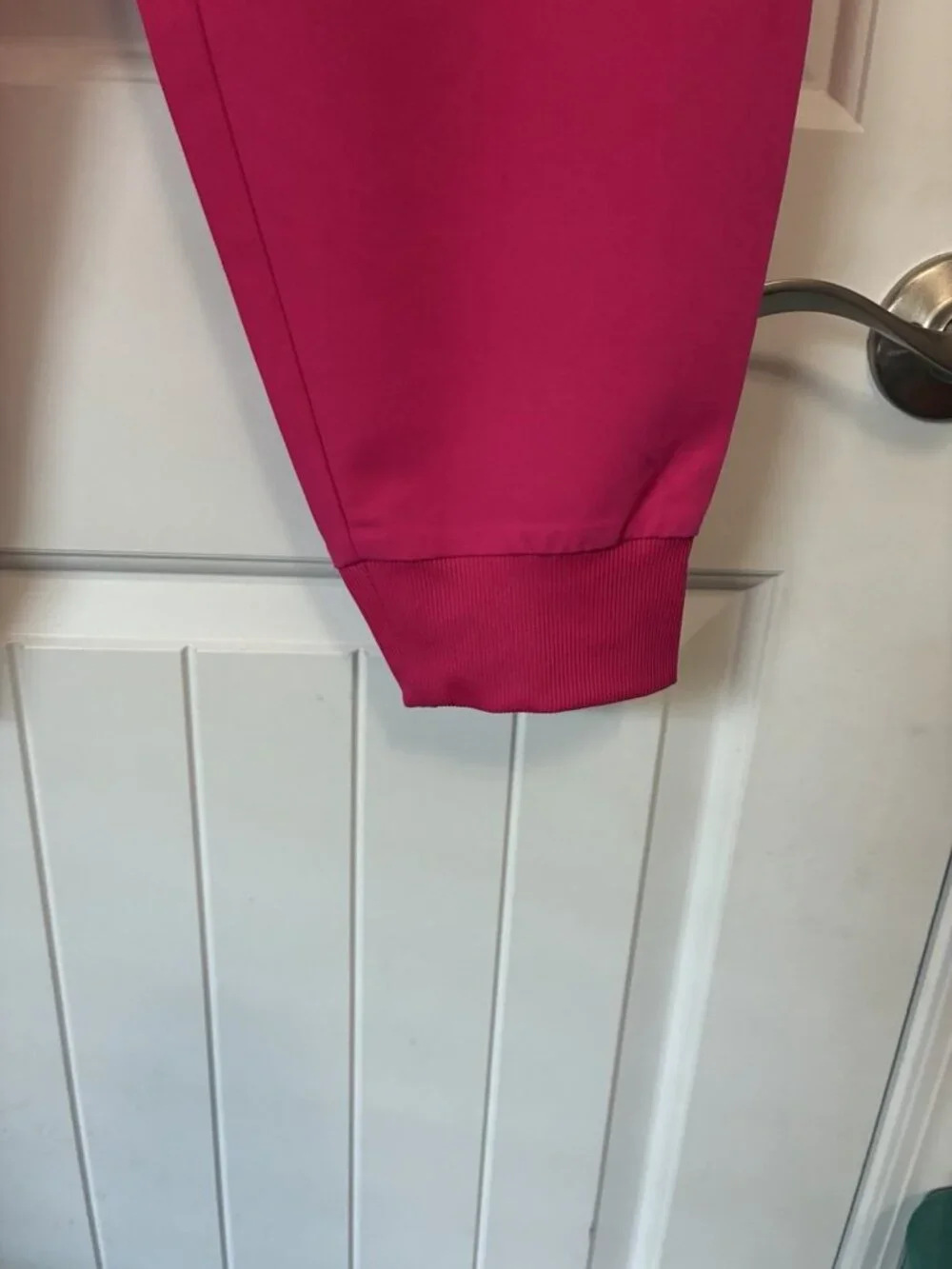Figs Scrub Tansen Jogger In Dark Pink Size LS 34” x 28”